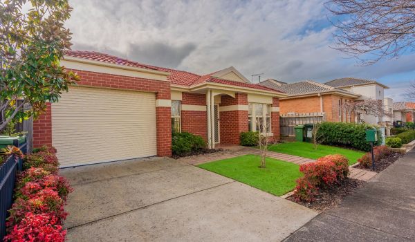 15 Moir Drive